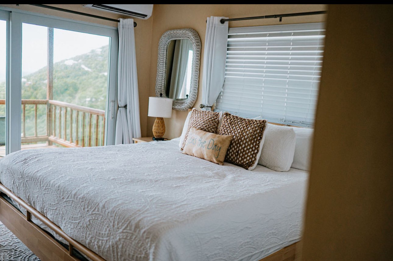 98e70e84 9189 4d99 bd26 18621cb51e1a